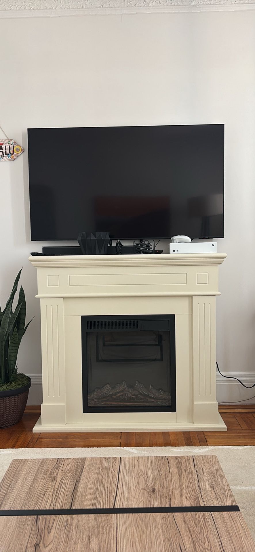 Electric Fireplace (Wood + ivory color)