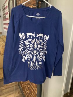 Woman’s Top Size Large By St. John’s Bay