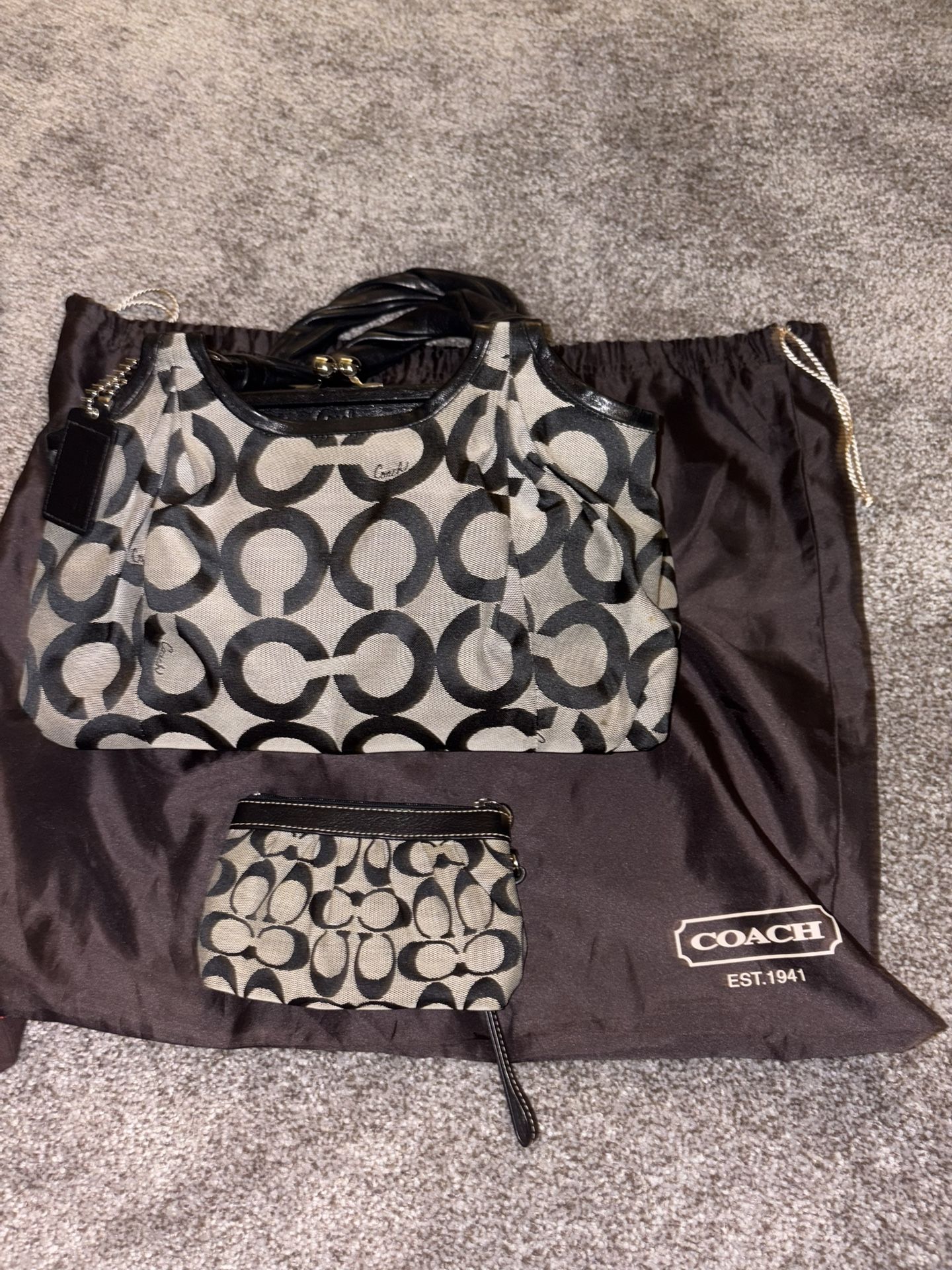 Michael Kors purse, wallet, Coach Purse, wallet.