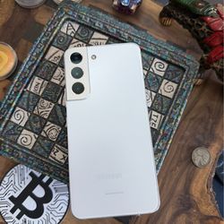 Samsung Galaxy s22 5G 128GB silver unlocked