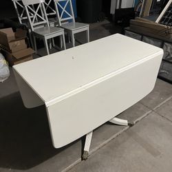 Farmhouse Clawfoot Kitchen Table