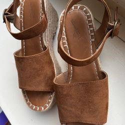 Universal Thread Morgan Espadrille Bohemian Style Women’s Size 8.5 Brown/Tan Sandal Wedges