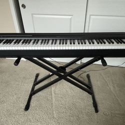 Yamaha P-45 With Stand
