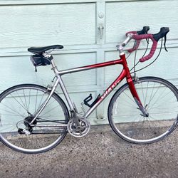 Giant OCR 3 Road Bike (700C)