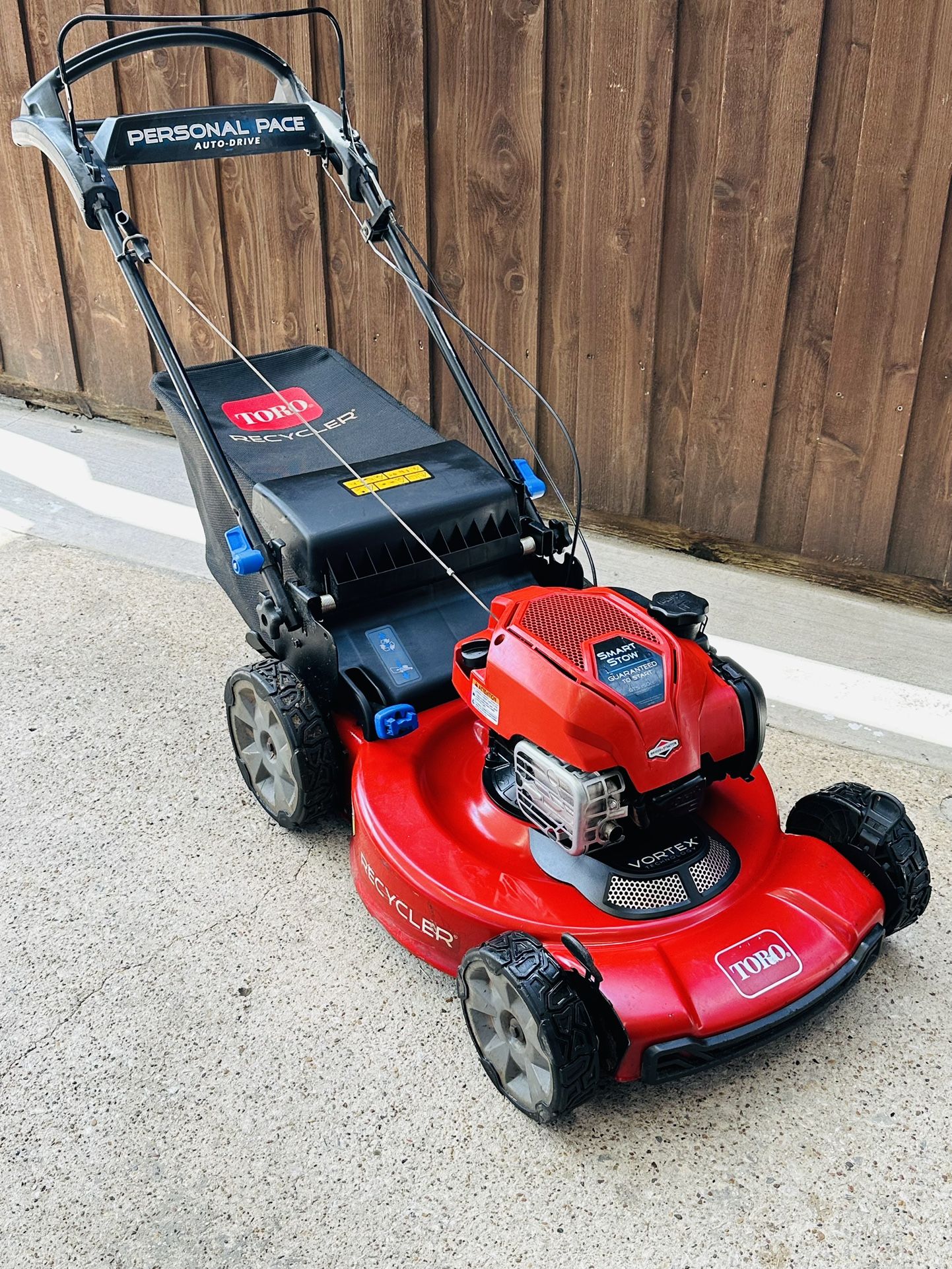2023 TORO Self-Propelled Lawn Mower Tested and Working! SmartStow (22") 163cc Personal Pace RWD