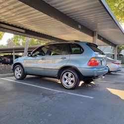 BMW 2003