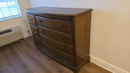 Night Stands & Dresser Delivery Available