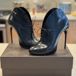 Gucci Kim Bootie Size 36
