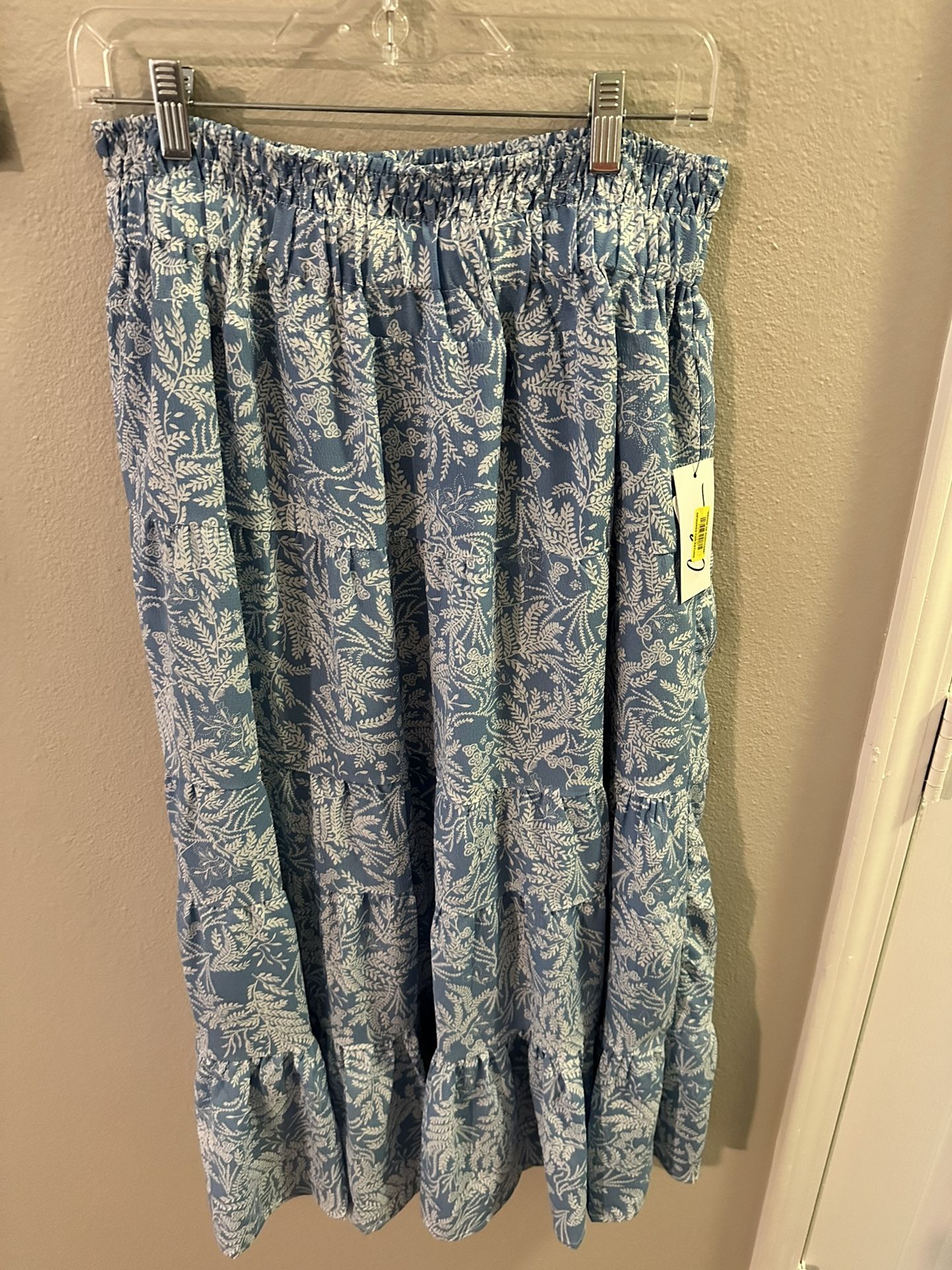 Caleoas Blue And White Vine Pattern Maxi Skirt, NEW, Size L