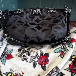 Vintage Coach Madison Shoulder Bag 