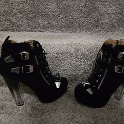 BLACK GOTH HEELS