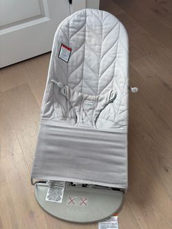 BabyBjörn Bouncer Bliss – Light Gray Quilted