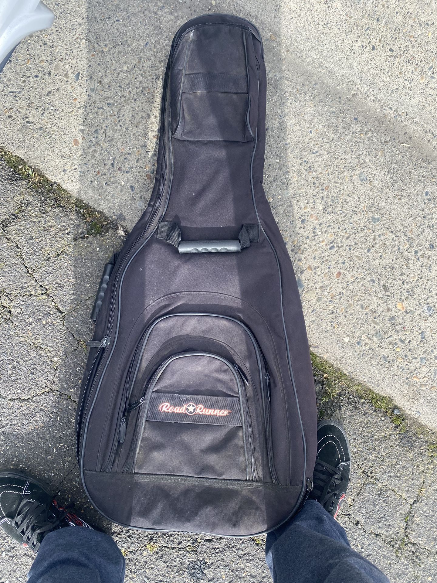 Road Runner GuitarCarrying Case