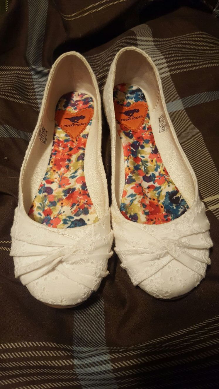 Blue fin dress shoes