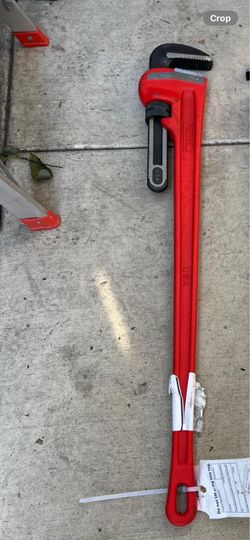 New Commercial pipe  wrench straight cast iron & steel RIDGID $48” asking $220