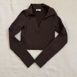Aritzia Babaton sculpt Cropped  knit polo Brown Collar Stretch V Neck Ribbed Med