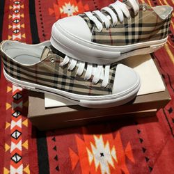 Burberry Shoes