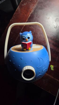 Luna Storytime Projector + Owl Figure