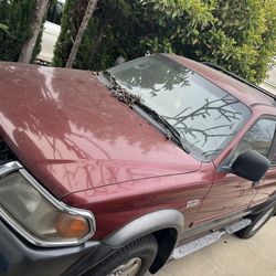 2002 Mitsubishi Montero Sport