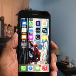 iPhone 7-32Gb Unlocked Crack For Sale $50 Santa Ana City 