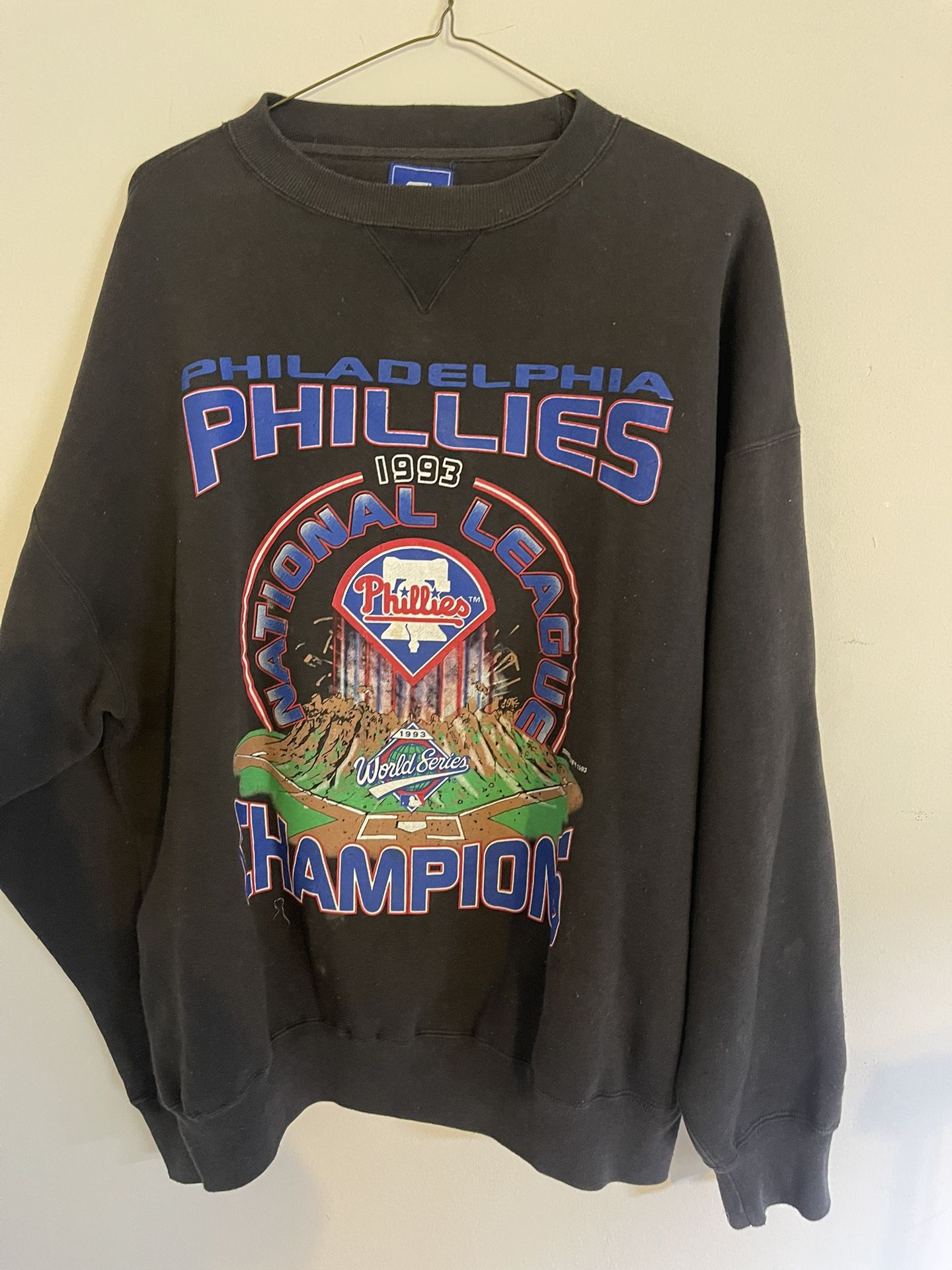 1993 Starters Philadelphia Phillies Baseball Champions Crewneck Sweatshirt  for Sale in Bridgeton, NJ - OfferUp