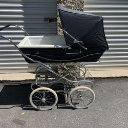 Antique Baby Carriage 