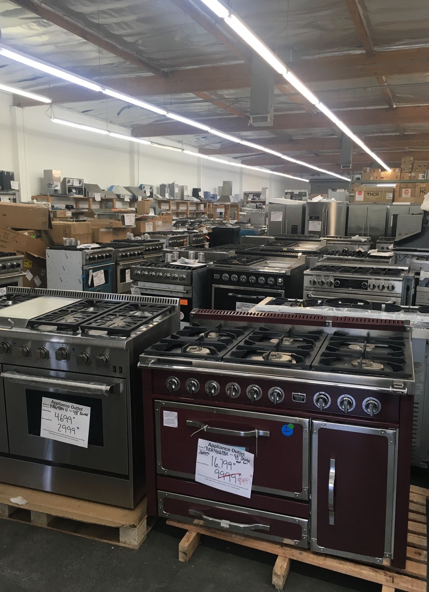 Warehouse full. Discounted appliances. Viking Dcs. Fisher & Paykel. Ge. Kitchenaid. Thor. Fagor.Sole gourmet