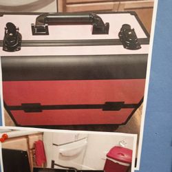 NEW EXTRA LARGE MAKEUP CASE