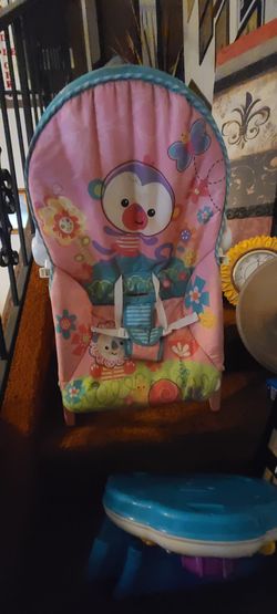 FISHER PRICE "INFANT  TO TODDLER ROCKER"