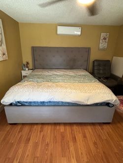 King size bed frame w/ box springs