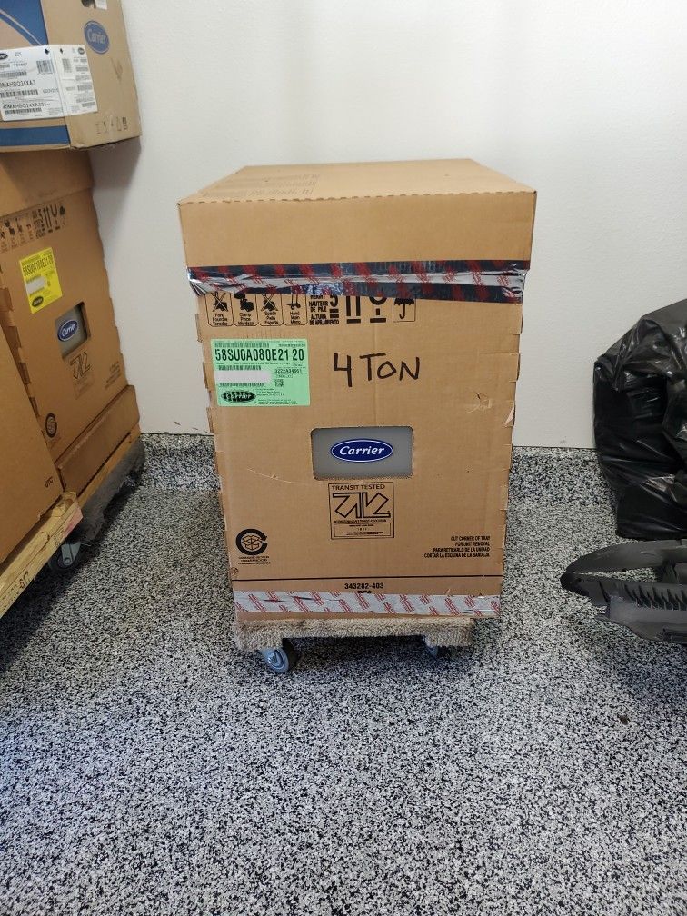 Carrier 4 Ton Gas Furnace Brand New