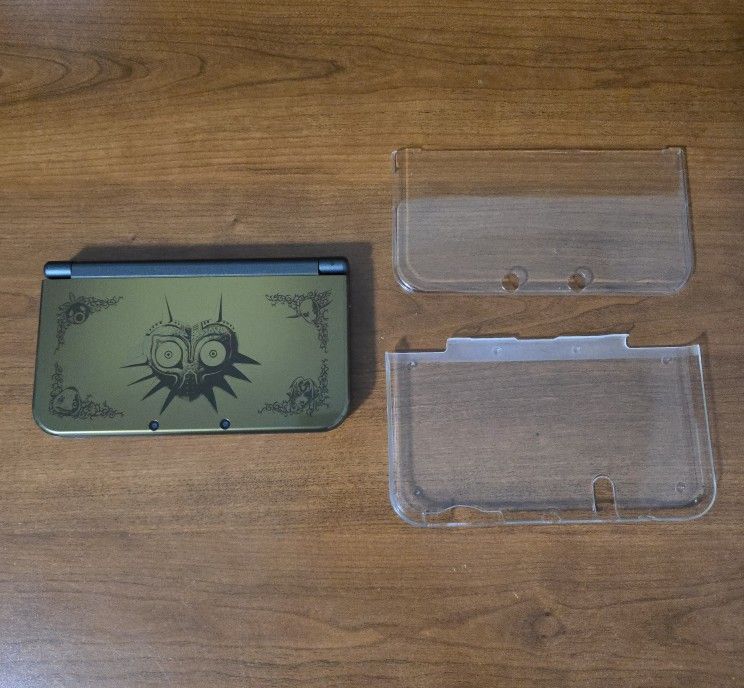 New Nintendo 3DS XL Zelda Majoras Mask Limited Edition