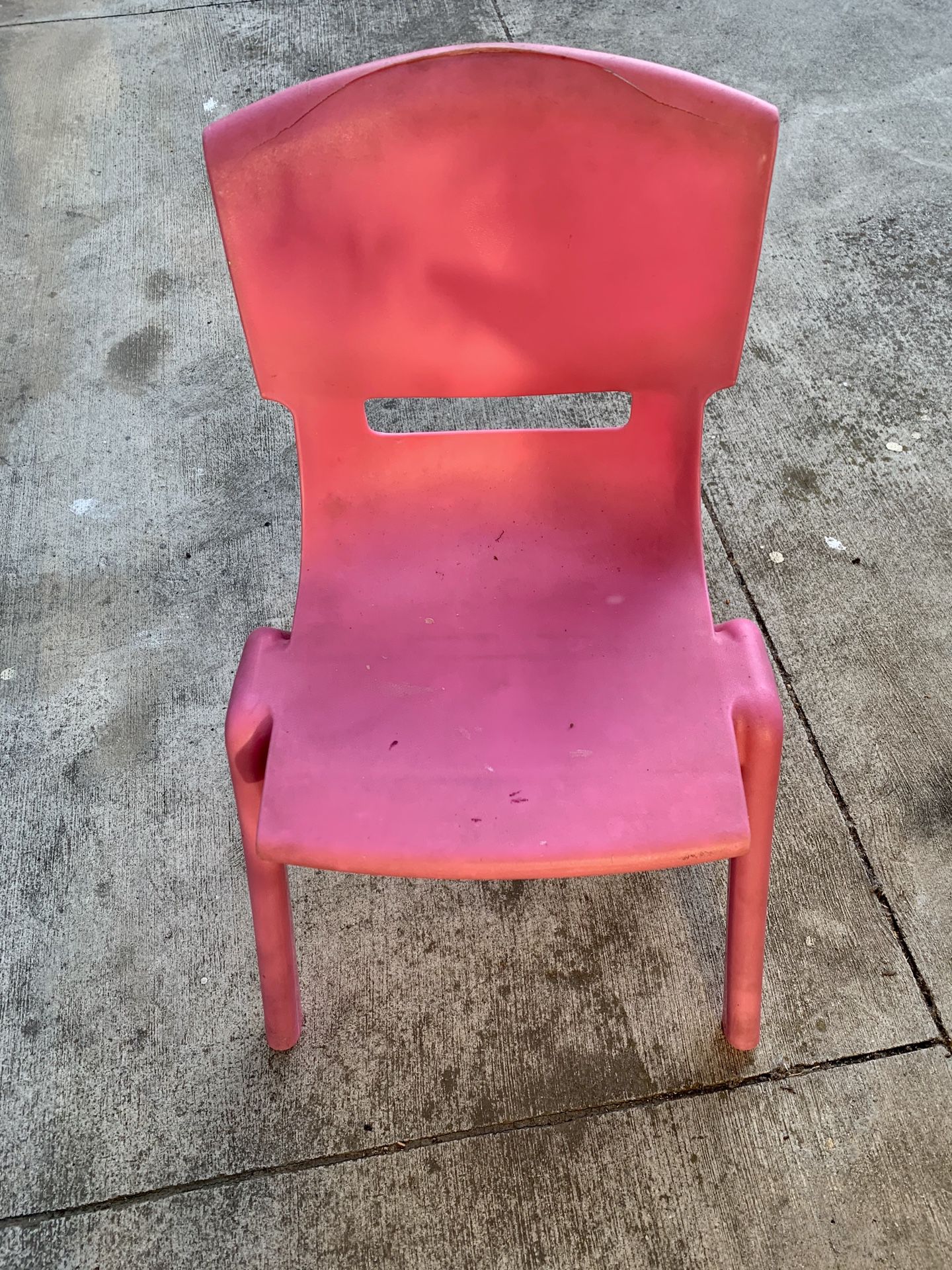 Kid Pink Chair