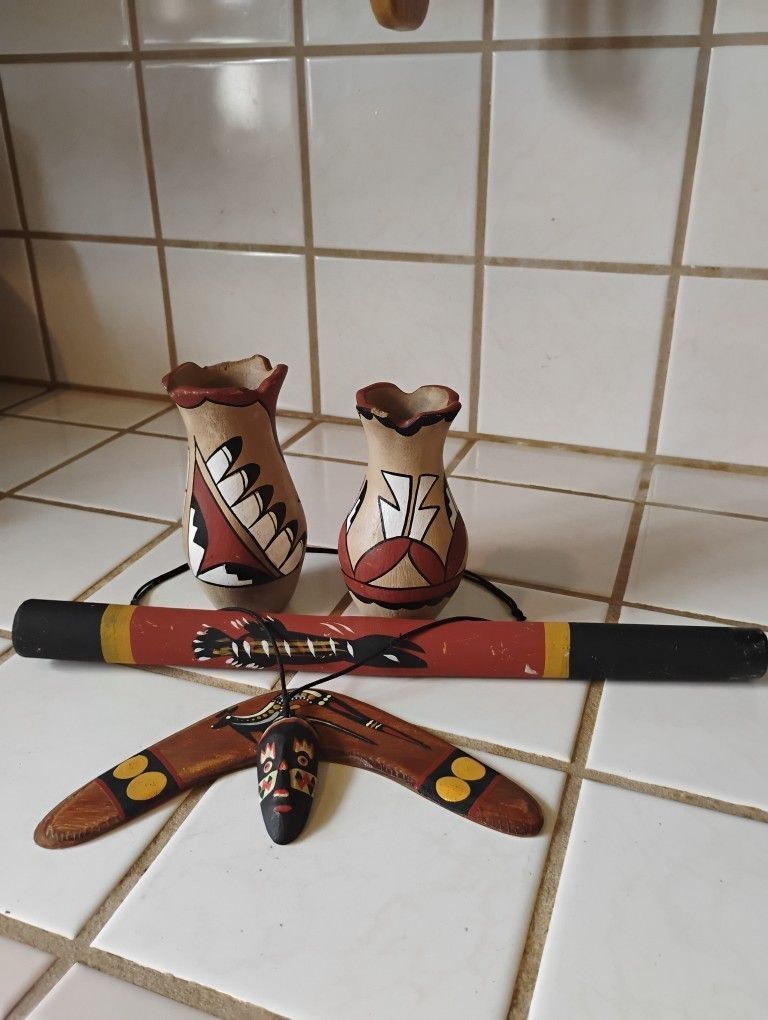 FIVE PIECE MEXICAN POTTERY 