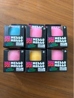 AUTHENTIC NeeDoh Mello Mallo