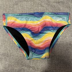Speedo , size 28