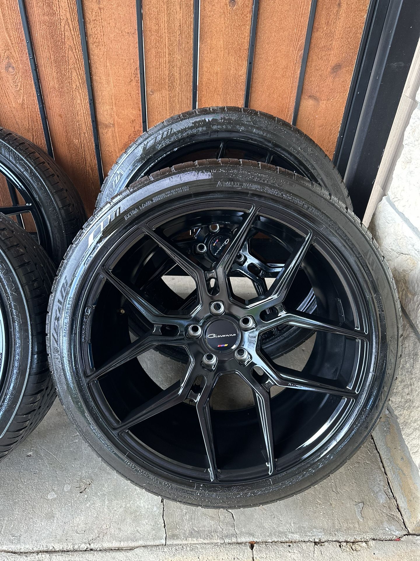 20” Giovanna Wheels