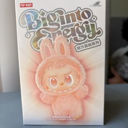 LABUBU Big Into Energy