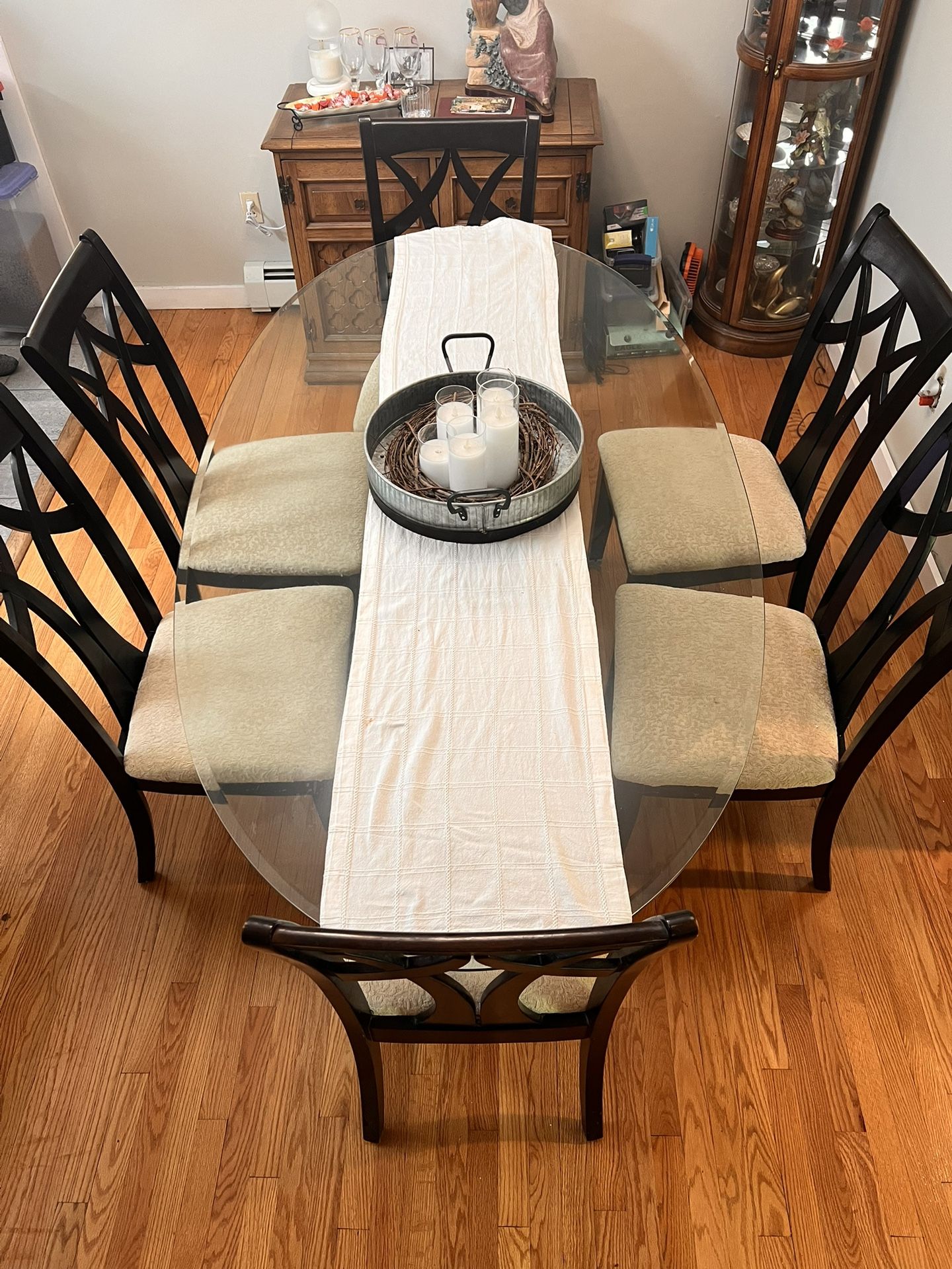 Dining Room Table Set- Seats 6