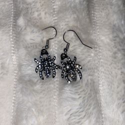 Sparkly Black spider earrings