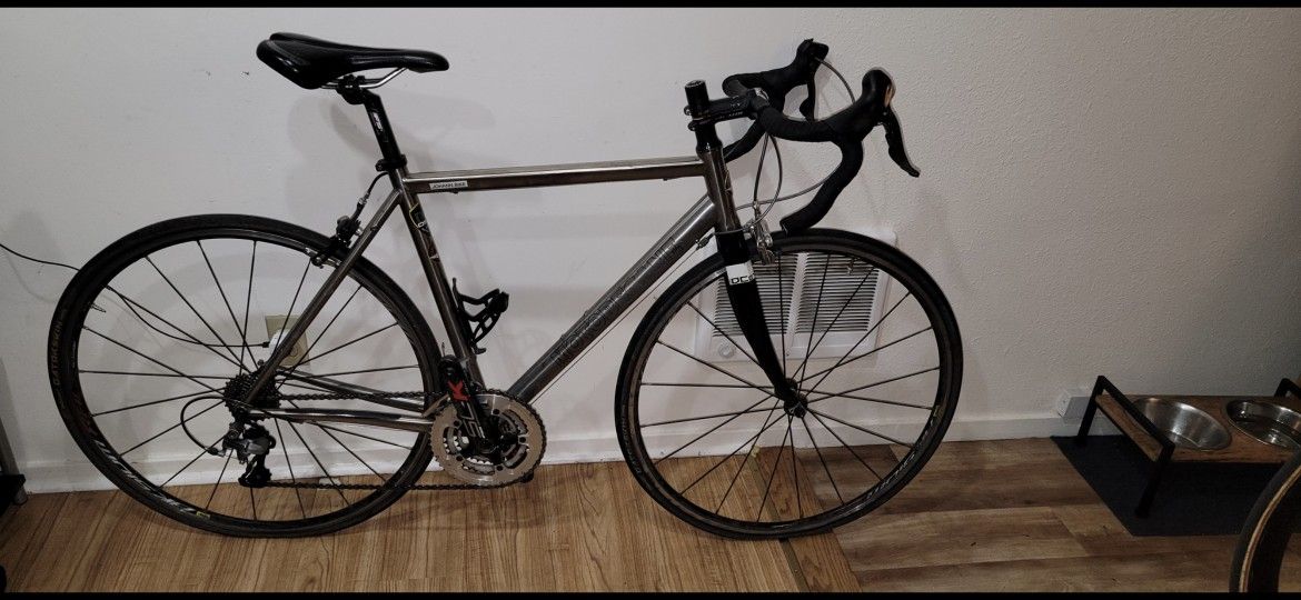 Titanium Motobocane Road Size56