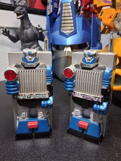 Walkie talkies