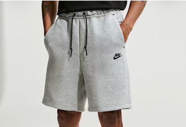 Nike men’s tech pants XXL brand new