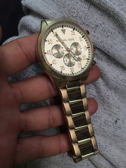 Mk watch just bit of scratches still Blings Niceee