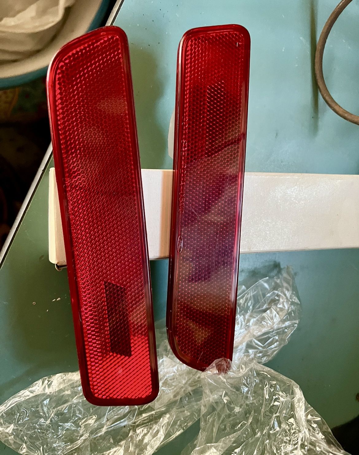 Mustang Reflectors