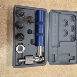 Matco Tools Oil Pan Plug Rethreading Set PR588