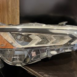 2019-2022 Nissan Altima LED Right Hand Side Super Clean Headlight