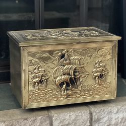 Ornate Antique 1920s Nautical Brass Coal/Wood Box