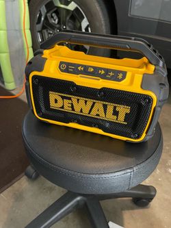 Dewalt 20v Bluetooth Speaker Brand New