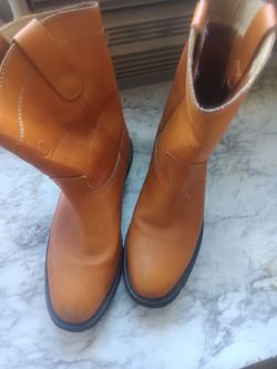 Arco Boots